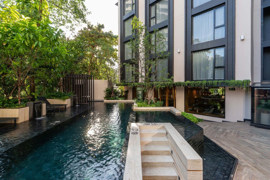 방콕 호텔 추천, 가디나아속호텔