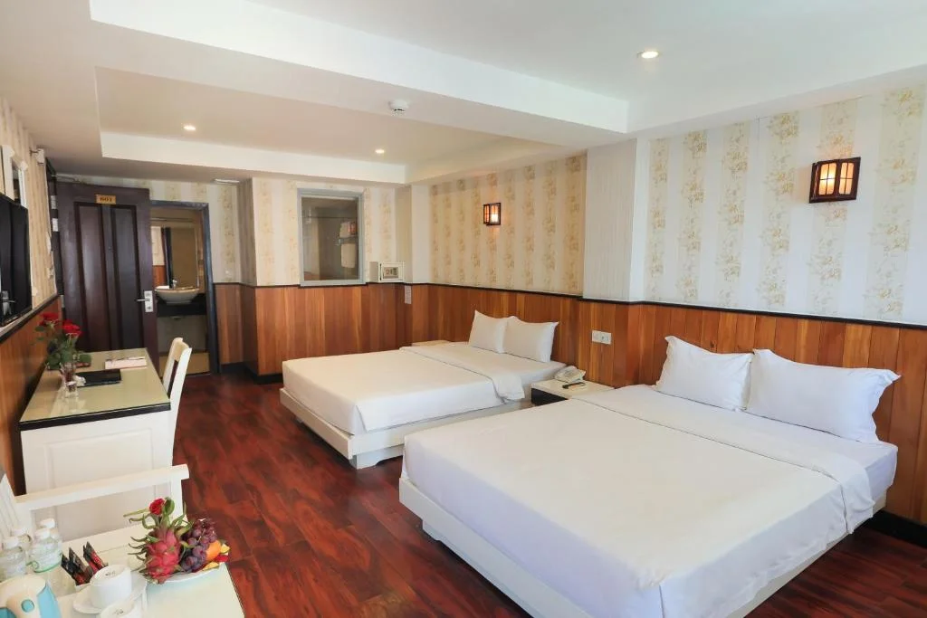 Golden Rain Hotel - Hoang Vu 이미지 20