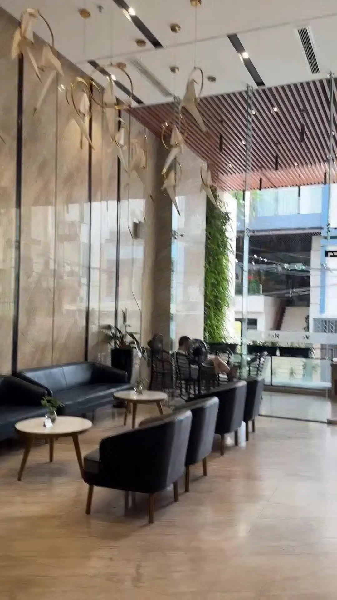 The World Hotel Nha Trang 로비