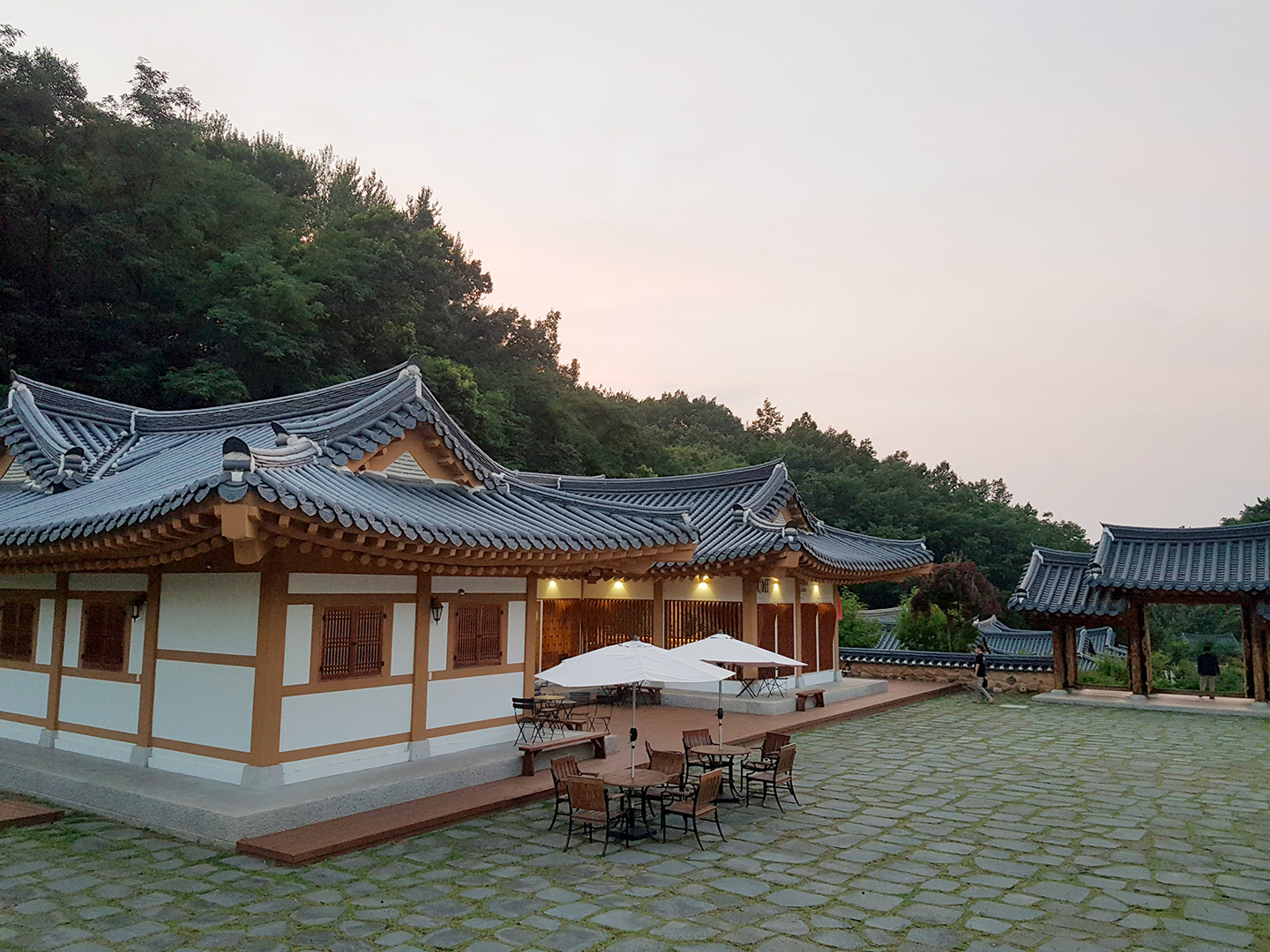 안동 북카페 off